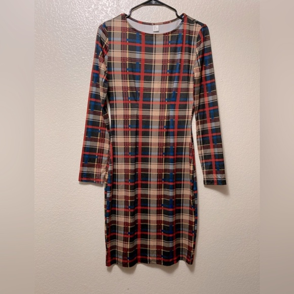 Tan Plaid Long Sleeve Dress!